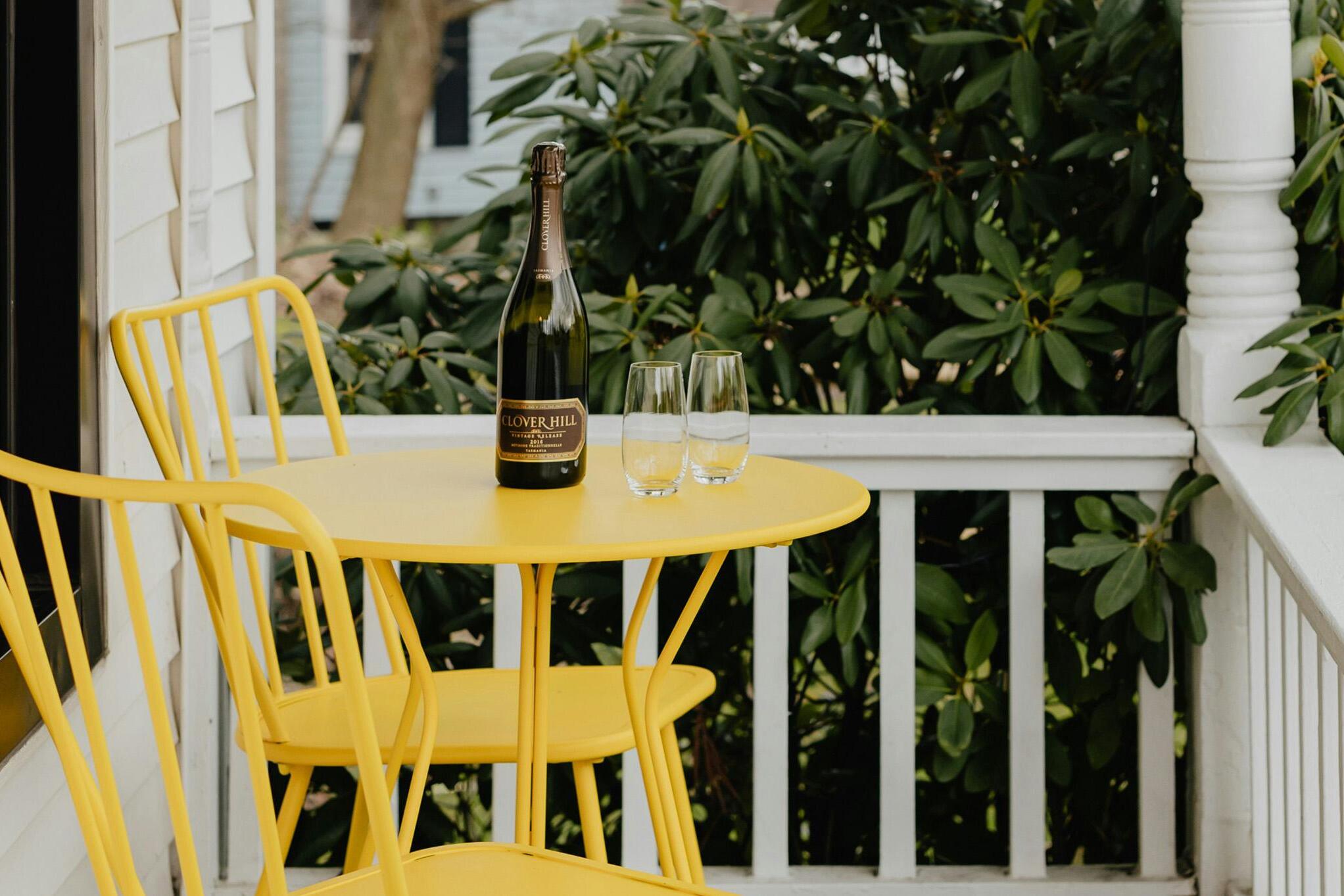 Clay Banks / Unsplash