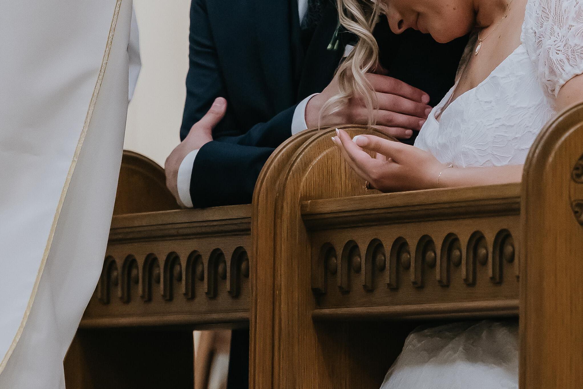 Emily Lindberg / Fidelitas Catholic Wedding Photography